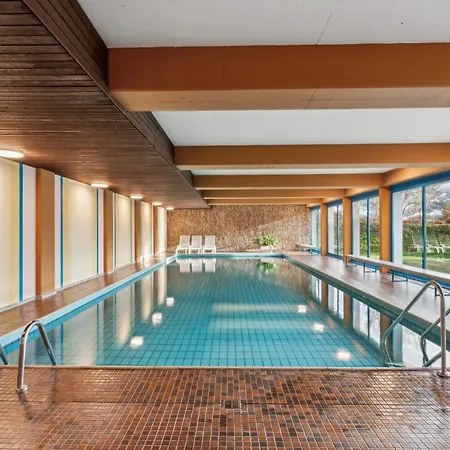 Book2Stay - Retro-Alpin Studio Mit Schwimmbad Laax Exterior photo