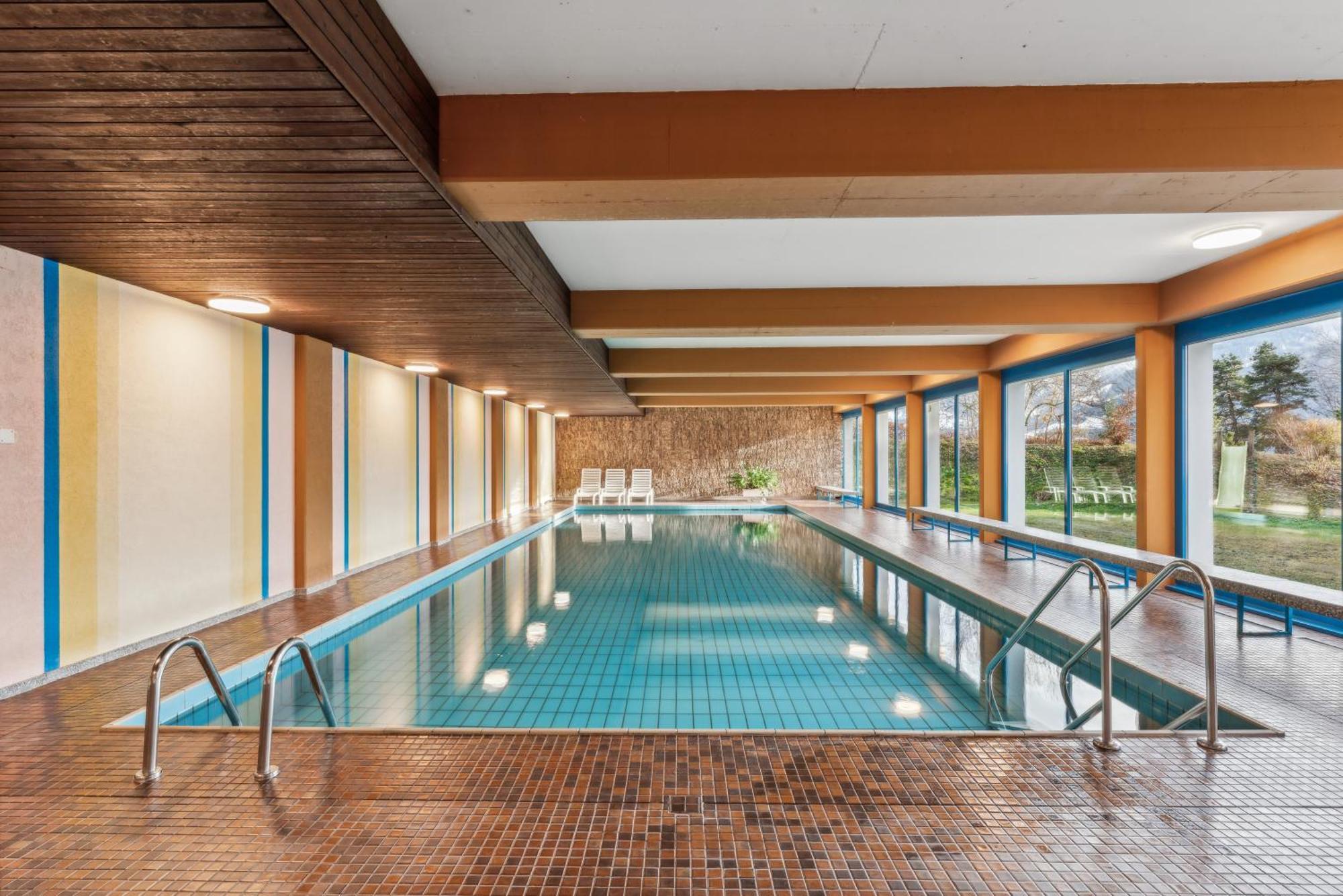 Book2stay - Retro-alpin Mit Schwimmbad Laax